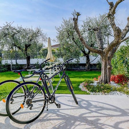 Le Ville Della Romantica Manerba del Garda Exterior foto